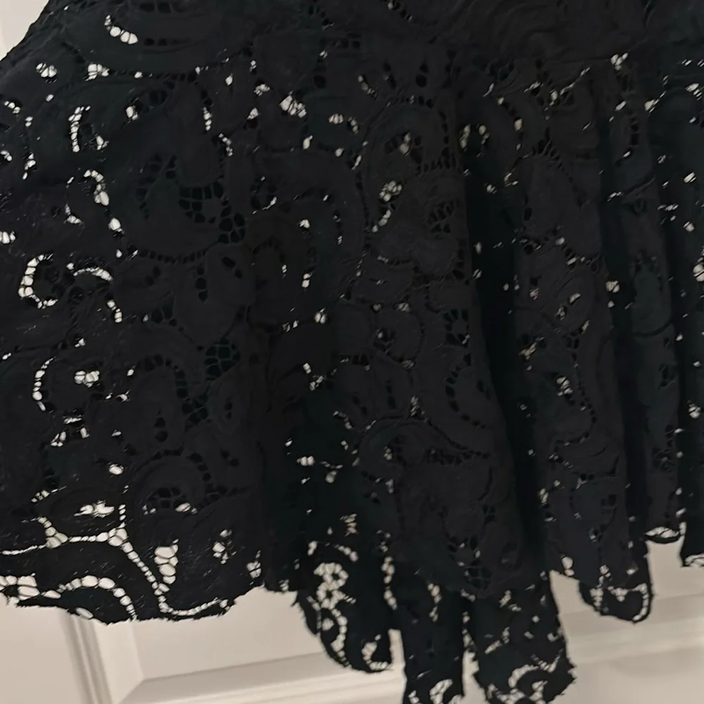 Haute Monde Black crochet Lace Overlay peplum Top SZ Large whimsigoth night out - Picture 3 of 11
